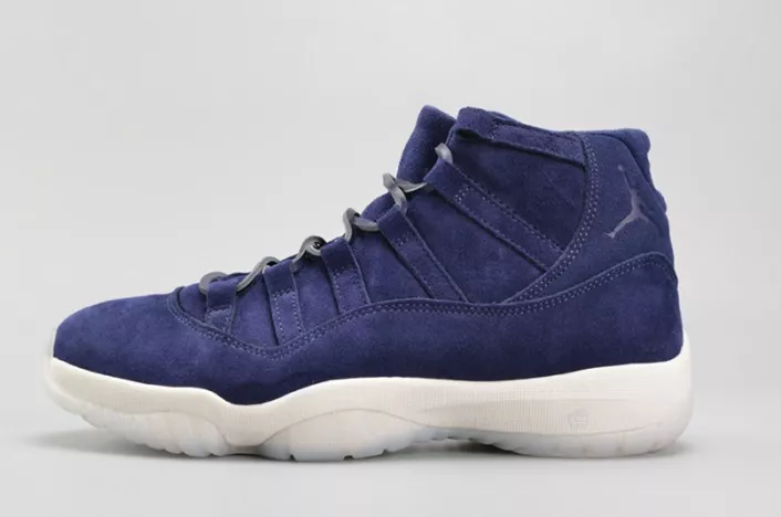 AIR JORDAN 11 RETRO DEREK JETER NAVY SUEDE 351792-147