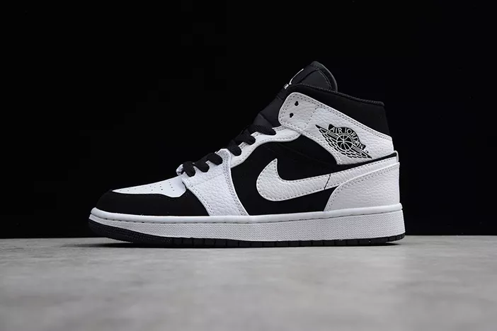 Jordan 1 Mid White Black - 554724-113