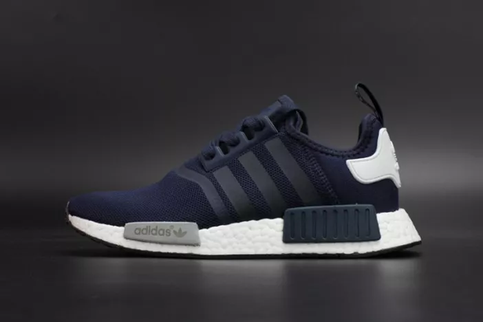 ADIDAS NMD R1 COLLEGIATE NAVY NEW DS Navy Grey/  White MENS  S79161