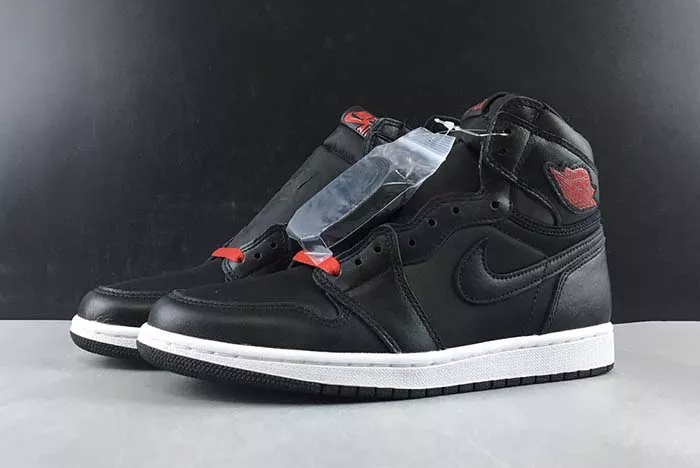 Air Jordan 1 “Black Satin” 555088-060