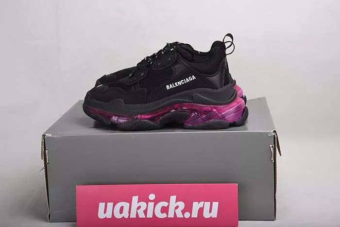 Balenciaga Triple S Black Sneaker 541624 W09O1 0829