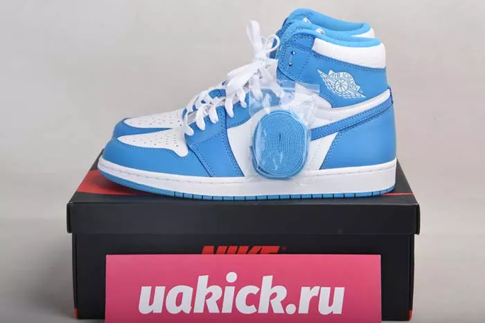 Air Jordan 1 Retro High OG “UNC” 555088-117