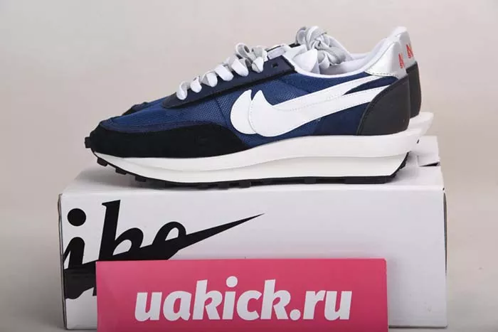 Sacai x Nike BV0073 401