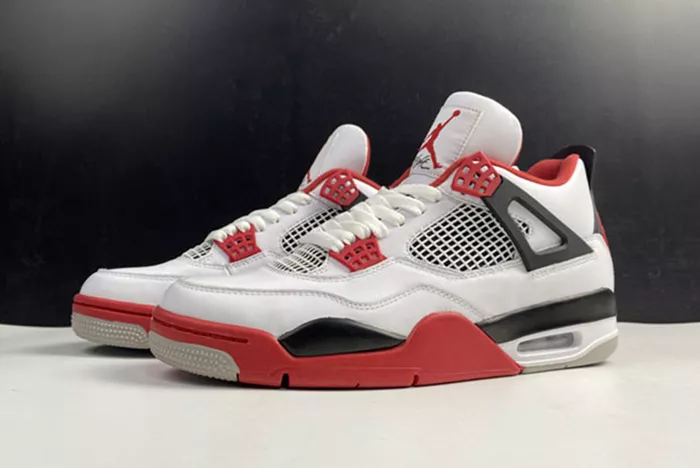 Air Jordan 4 “Fire Red” DC7770-160