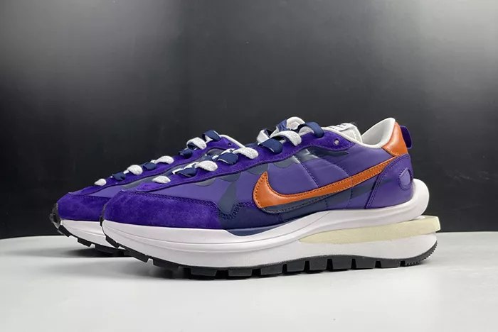 sacai x Nike VaporWaffle Dark Iris DD1875-500