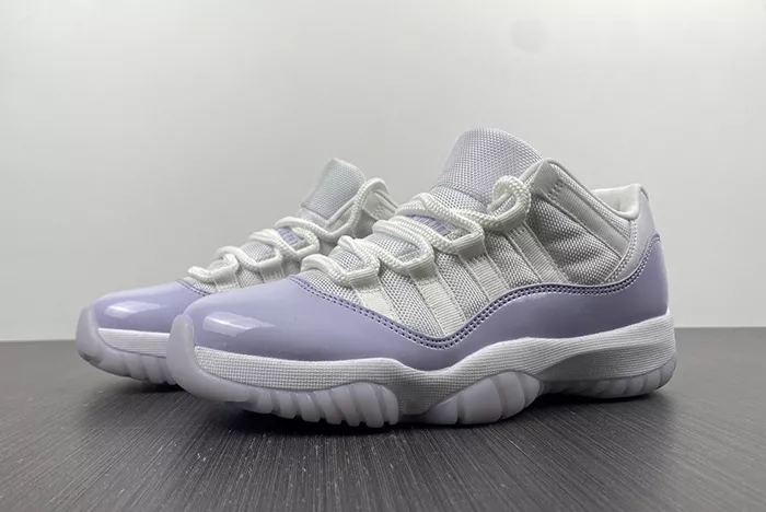 Air Jordan 11 Low”WMNS PURE VIOLET AH7860-101