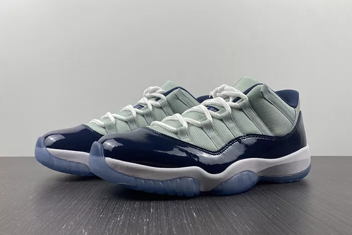 Jordan 11 Retro Low Georgetown  528895-007