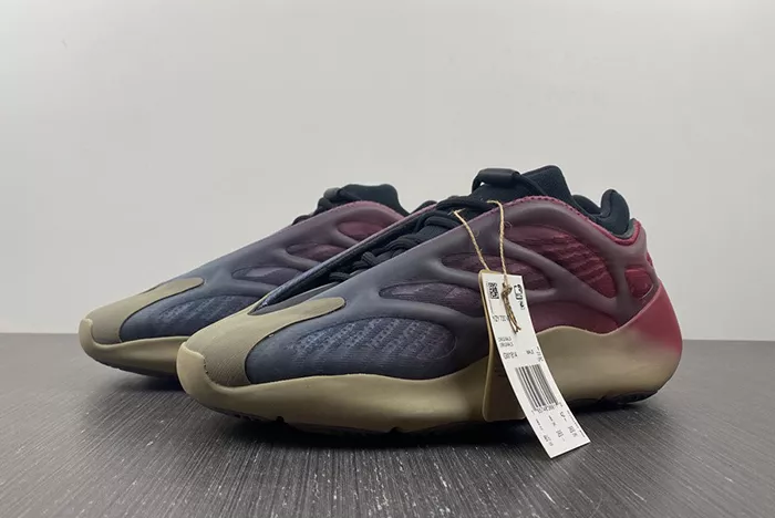 adidas Yeezy 700 V3 Fade Carbon GW1814