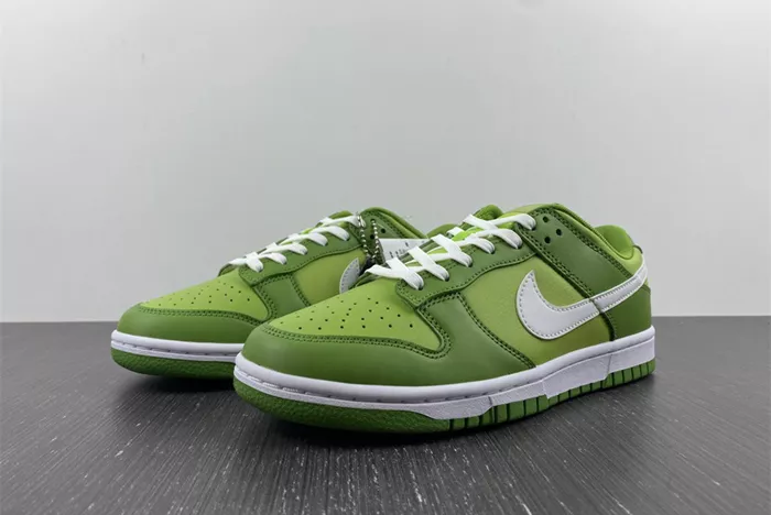 Nike Dunk Low Chlorophyll DJ6188-300