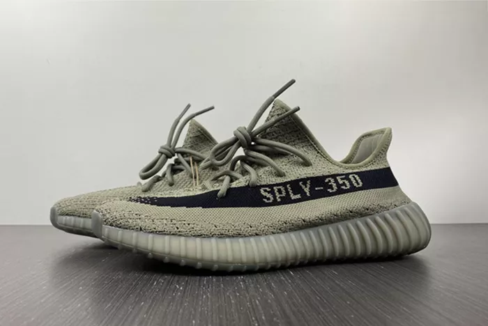 adidas Yeezy Boost 350 V2 HQ2059