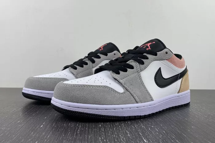 Jordan 1 Low DX4334-008