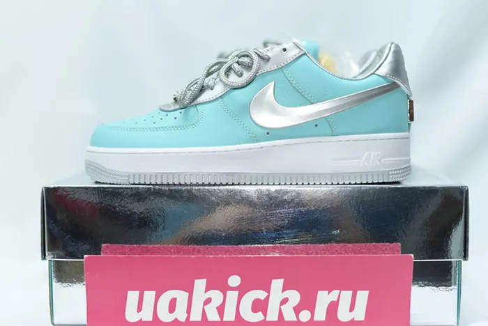 Tiffany & Co. x Nike Air Force 1 Low DZ1382-003