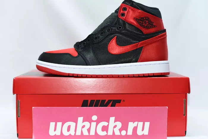 Jordan 1 Retro High OG Satin Bred  FD4810-061