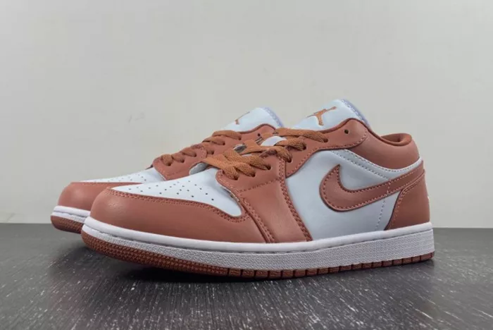 Jordan 1 Low Sky J Orange  DC0774-080