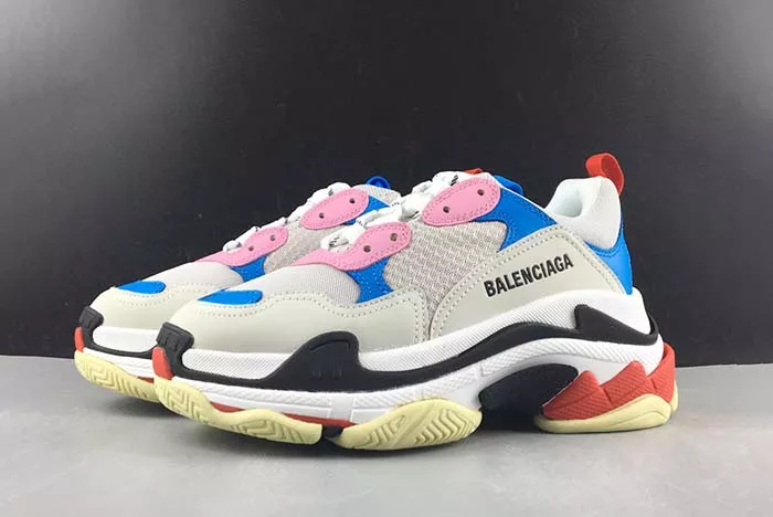 BALENCIAGE TRIPLE TRAINER 584088 W06E2 1150