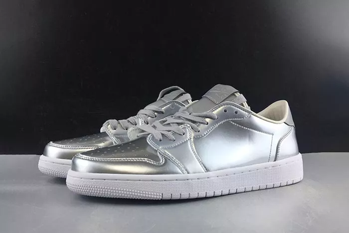 Air Jordan 1 Low OG Pinnacle 852549-003