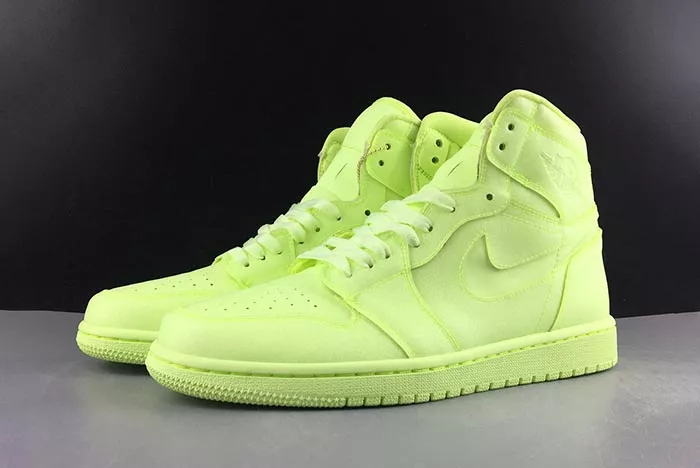 Air Jordan 1 WMNS “Barely Volt” AH7389-700